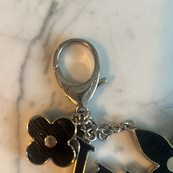 Louis Vuitton Bag charm/ Keyring 🖤 - Picture 7 of 7
